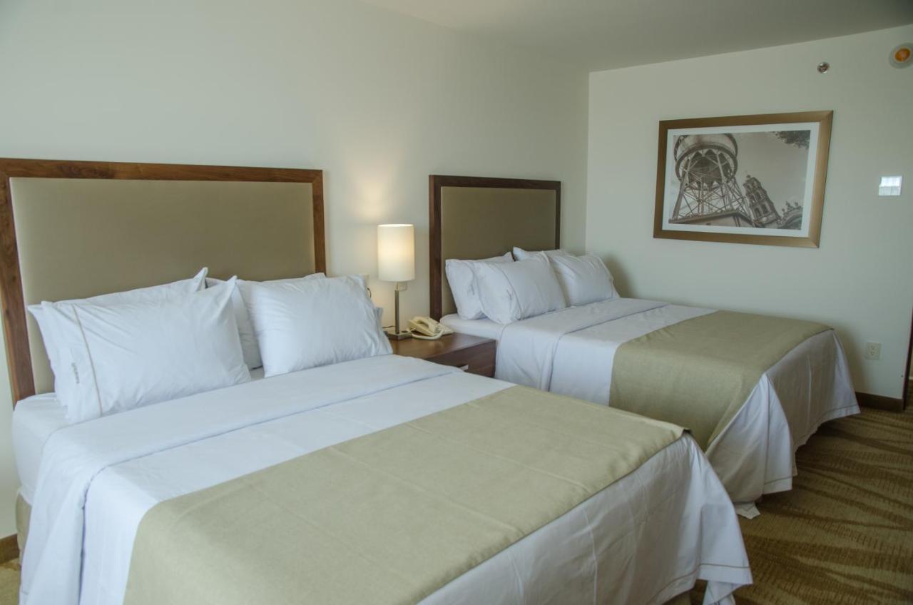 Holiday Inn Express And Suites Celaya By Ihg Kamer foto